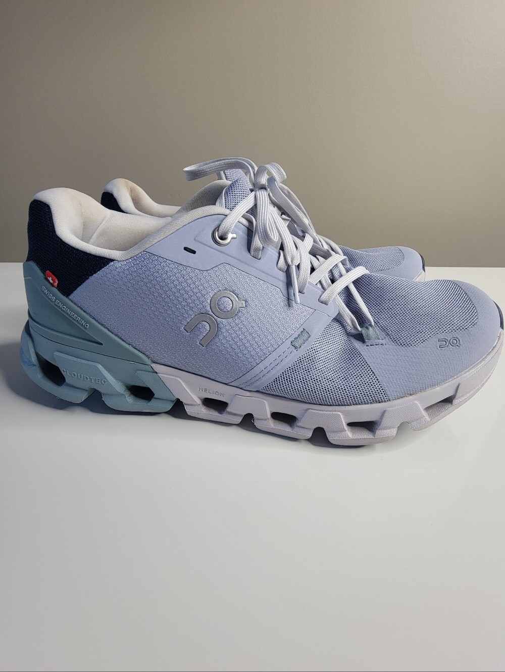 On Cloud Flyer Womens 10.5 - Picture 3 of 7